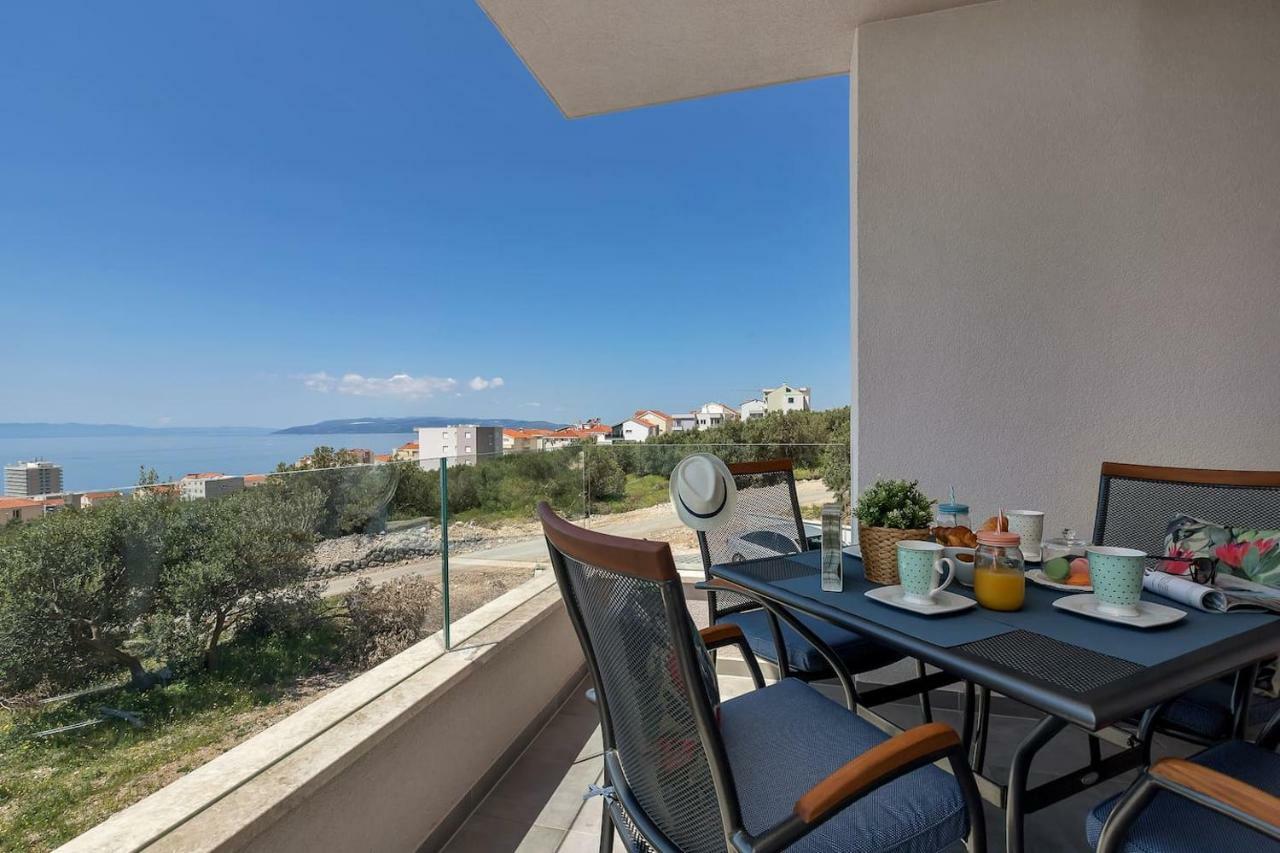 Charming Apartment Tissa With Sea View Makarska Exterior foto